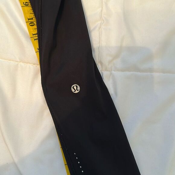 Lululemon Fast _Free 7/8 Tight II *Nulux 25", Size 4 - Picture 6 of 11